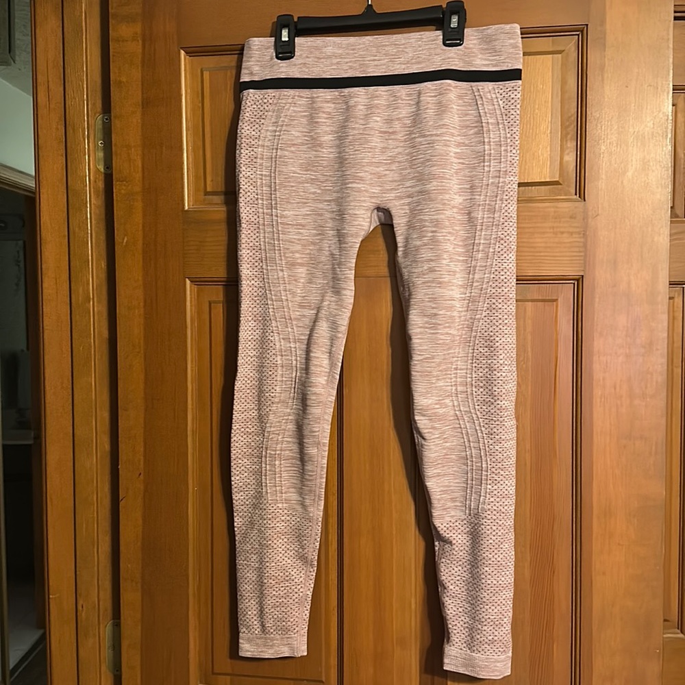 Pink and black Crivit leggings L12/14